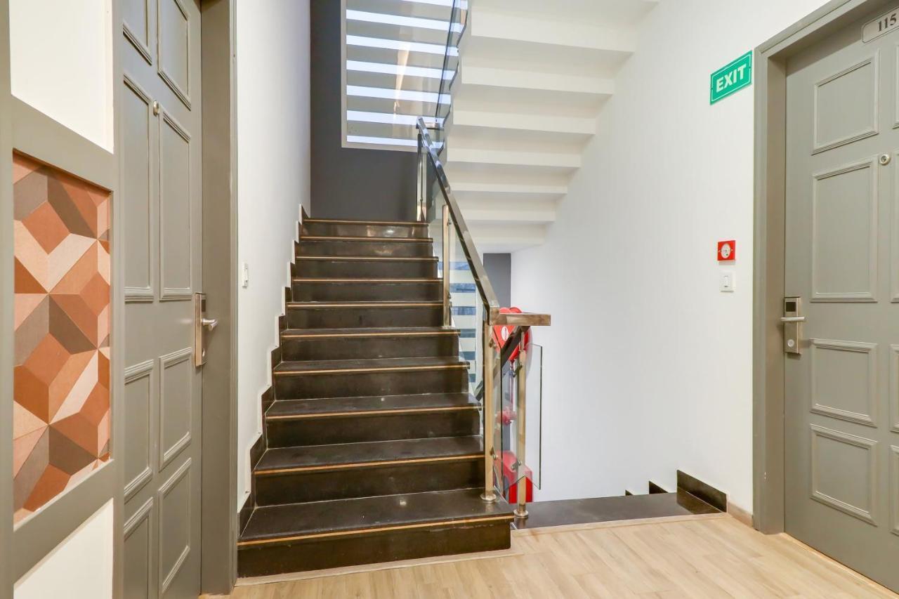 Super Townhouse Jashn Hotell Chinhat Eksteriør bilde